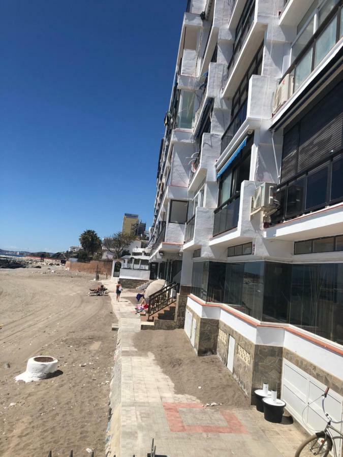 Malibu Playa Apartamento Benalmadena Bagian luar foto